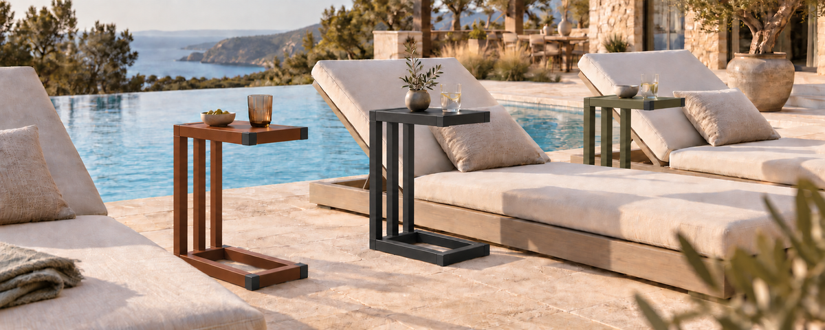 Table de transat Calanque – Vue ensemble des 3 finitions en terrasse